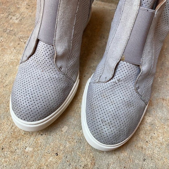 Linea Paolo Womens 9 Gray Ankle Boots Booties Wedge Sneakers - Picture 3 of 10